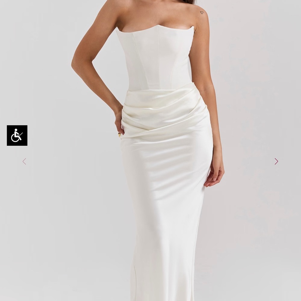 NWT House of CB Persephone Dress Size Medium A-C Cup